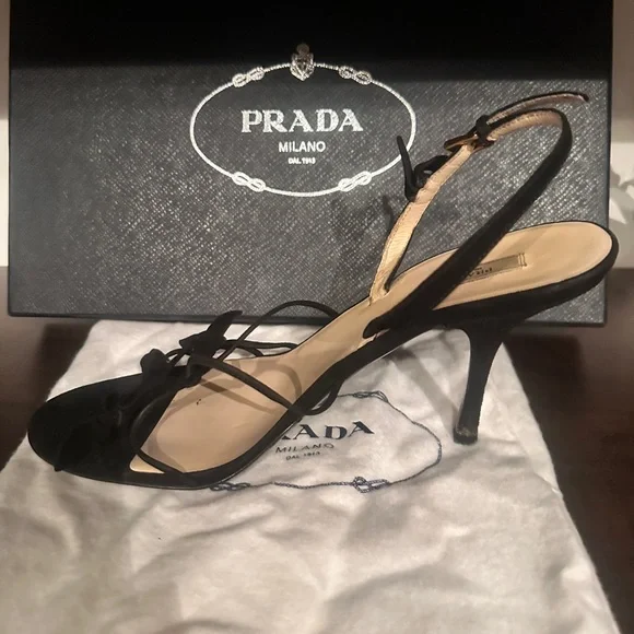 Prada Calzature Donna Camoscio Foglia Black Strappy Heels - Picture 5 of 15